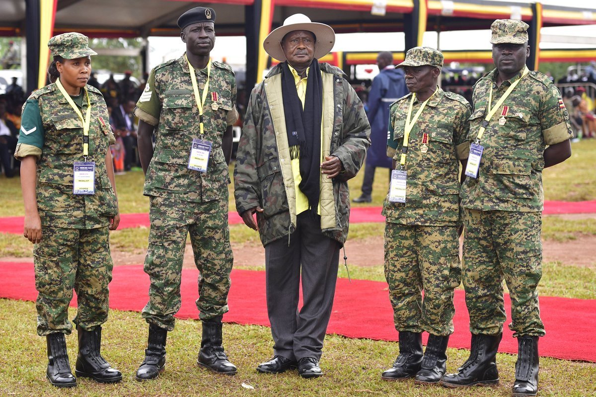 President Museveni with some of the soldiers he awarded medals