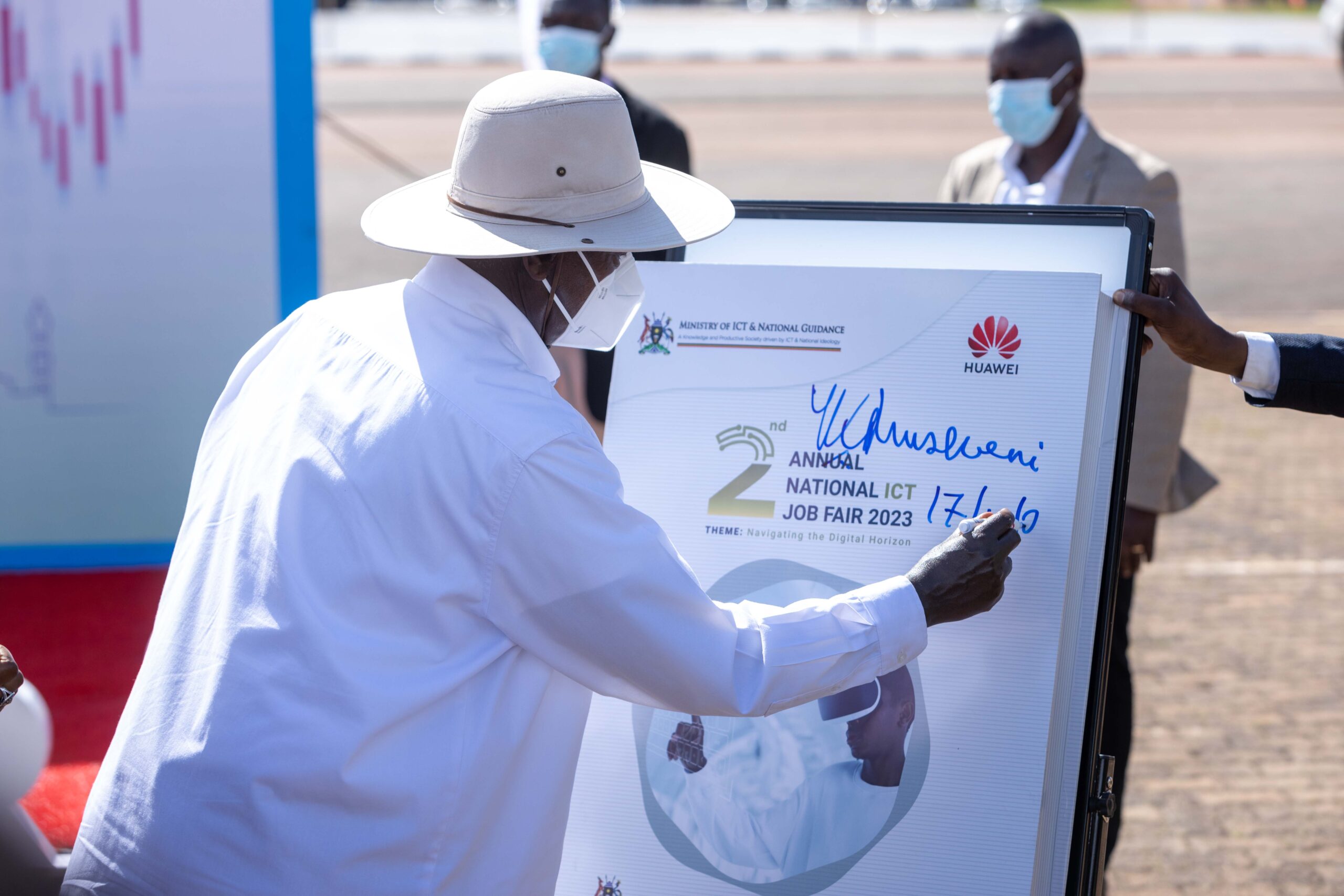 President Museveni in his remarks commended Huawei, saying his invitation in the early 2000s for Huawei to start work in Uganda has paid off.