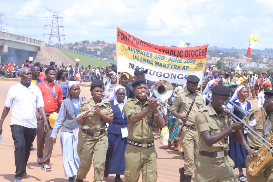 The pilgrims, who come from neighboring countries and various districts within Uganda, are expected to take several days to complete the long-distance trail pilgrimage, a religious tradition to renew their faith and commemorate the Uganda Martyrs.