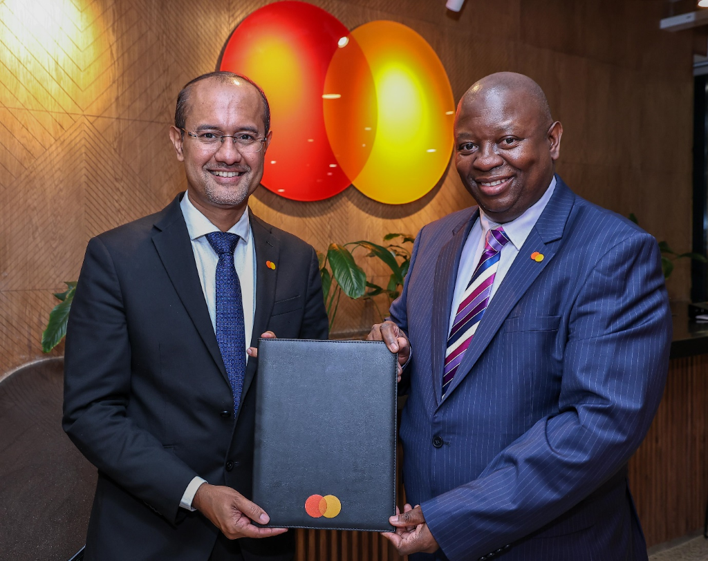 Shehryar Ali, Senior Vice President and Country Manager for East Africa & Indian Ocean Islands at Mastercard and Victor Ndlovu, Director and Head of Business Development in East Africa at Mastercard at the Uganda office opening ceremony.